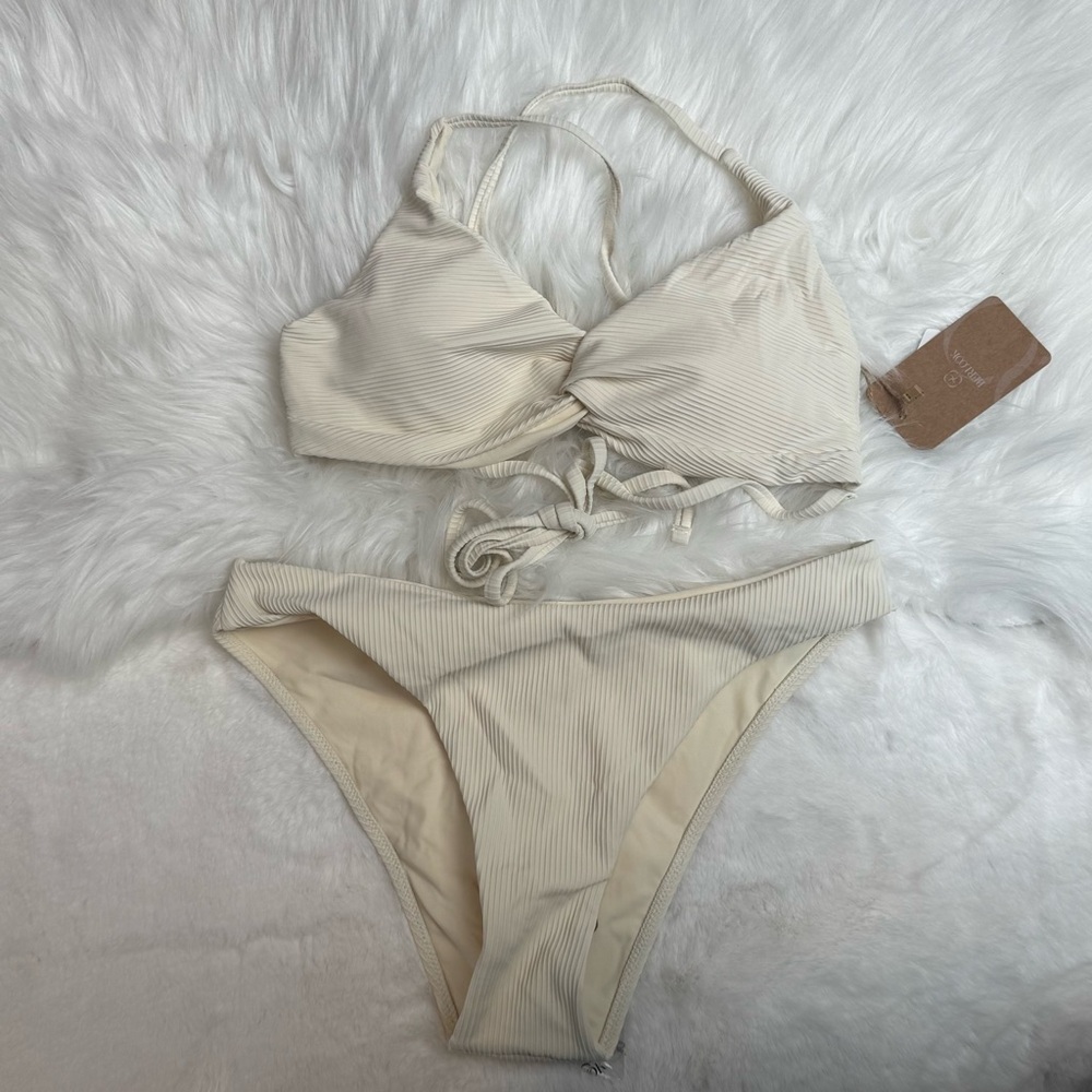 Berlook Chic Cream Bikini Set M 48